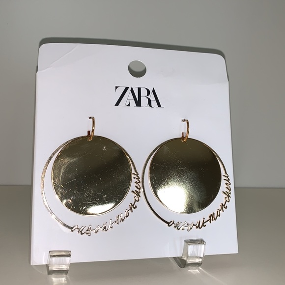 Zara Golden Round Flat‎ Metal Earrings - Picture 4 of 9
